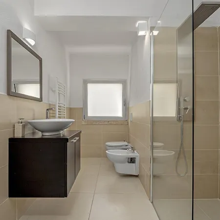 La Maddalena 6&2, Emma * Arzachena