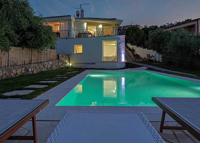 Villa La Maddalena 6&2, Emma Arzachena